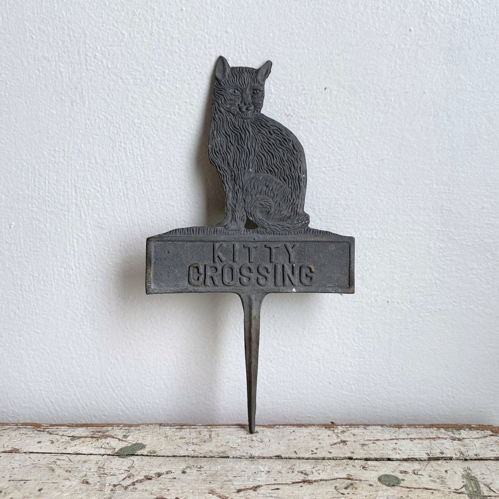 Vintage Cat Crossing Yard Garden Stake Heavy Sign Cast Iron Metal Heavy